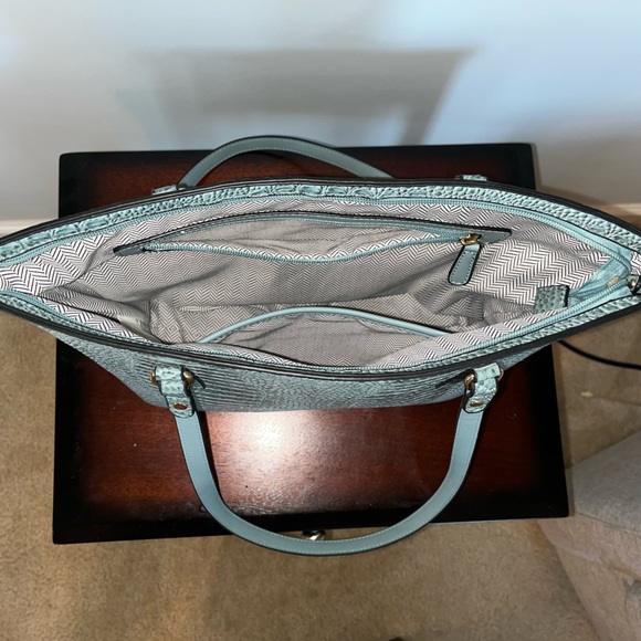 New Directions Crocodile Tote - Turquoise - Picture 3 of 4